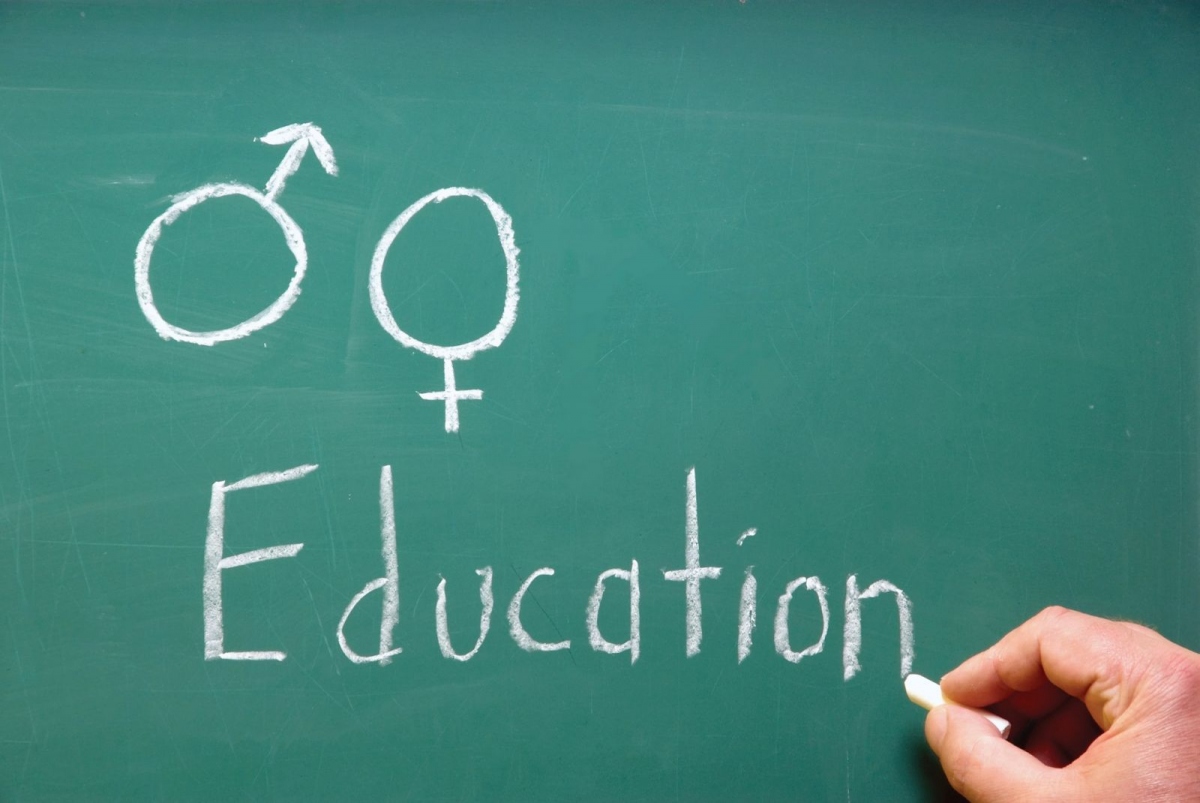Giáo dục giới tính theo phương thức cấm đoán không còn phù hợp